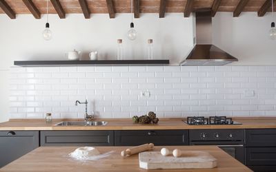 Fienile Quercia 2: Værelse, Countertop, Ejendom, Køkken, Møbel, Indretning, Flise, Loft, Etage, Bygning