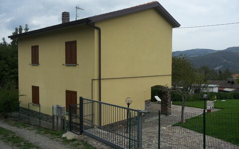 Appartamento Porretta Terme: Ejendom, Hus, Bygning, Væg, Arkitektur, Facade, Boligområde, Ejendom, Landdistrikt, Hjem