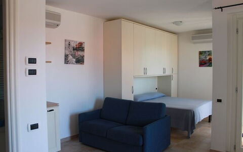 Feriebolig:&nbsp;Monolocale Con Veranda 211v