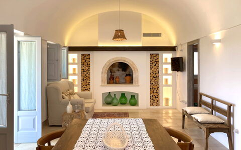 Trullo Oak: Møbel, Ejendom, Bord, Stol, Stue, Træ, Dekoration, Indretning, Arkitektur, Gulvbelægning