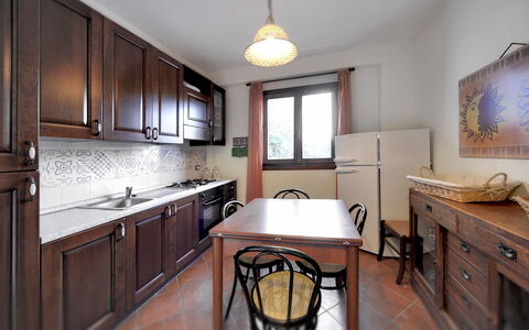 Villa Dell'ulivo: Countertop, Værelse, Ejendom, Møbel, Køkken, Cabinetry, Bygning, Indretning, Etage, Ejendom