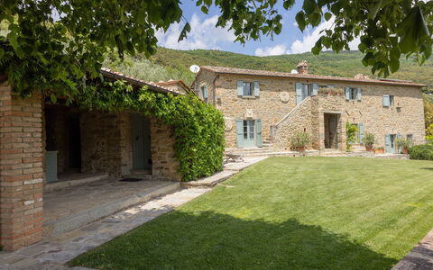 Tenuta Pomona: Hjem, Have, Estate, Stuehus, Sommerhus, Landscaping, Lawn, Gård, Backyard, Gårdsplads