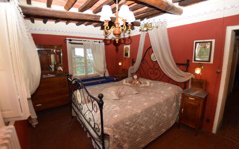 Borgo Bucatra Buonvento: Soveværelse, Værelse, Seng, Ejendom, Møbel, Indretning, Sengetøj, Bed Frame, Bygning, Loft
