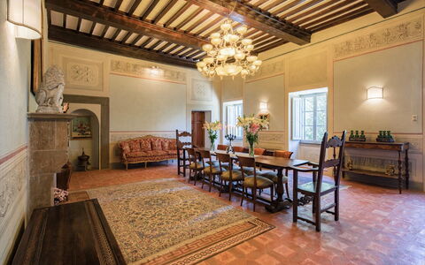 Villa Ivana - Cortona: Ejendom, Bygning, Værelse, Indretning, Estate, Loft, Møbel, Etage, Ejendom, Hus