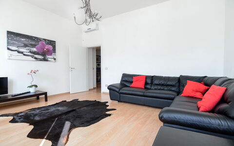Residenza Bellagio: Værelse, Møbel, Ejendom, Stue, Indretning, Ejendom, Couch, Etage, Bord, Bygning
