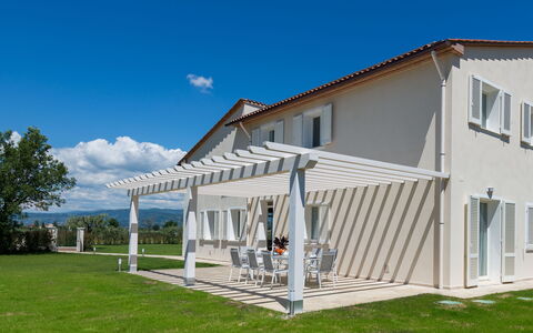 Villa Le Terme: Hus, Hjem, Ejendom, Bygning, Ejendom, Veranda, Facade, Sommerhus, Sidespor, Tag