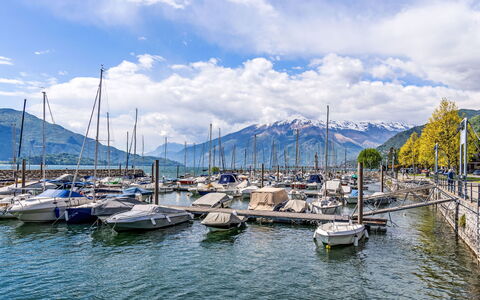 Gera Lario 618: Bjergrige Landskabsformer, Vand, Bjerg, Båd, Bakke, Marina, Vandfartøjer, Bjergkæde, Coastal Og Oceaniske Landskabsformer, Kanal