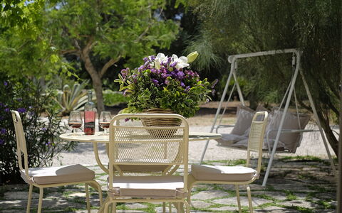 Masseria Pagliamonte: Stol, Møbel, Foldestol, Udendørs Møbler, Bord, Lavendel, Have, Gårdhave, Udendørs Bord, Plante