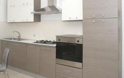 Residence Montesarago: Cabinetry, Countertop, Møbel, Bygning, Ejendom, Tap, Håndvask, Køkkenvask, Skuffe, Køkken