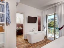 sorrento-golden-apartment-sorrento-apartment-bedroom