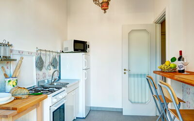 parsano-home-sorrento-apartment-kitchen