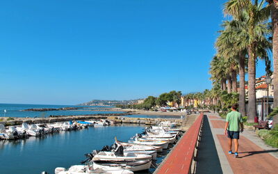 Riva Ligure 607