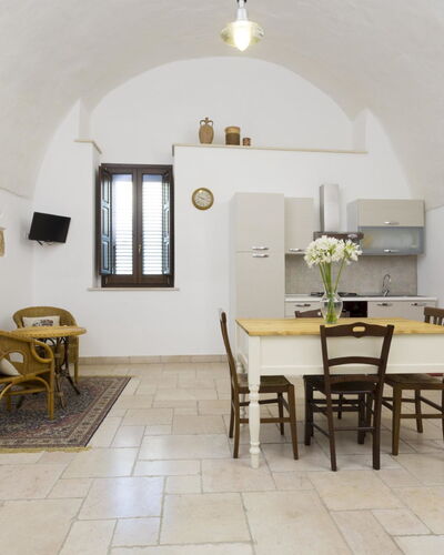 Luxury Courtyard 114.3