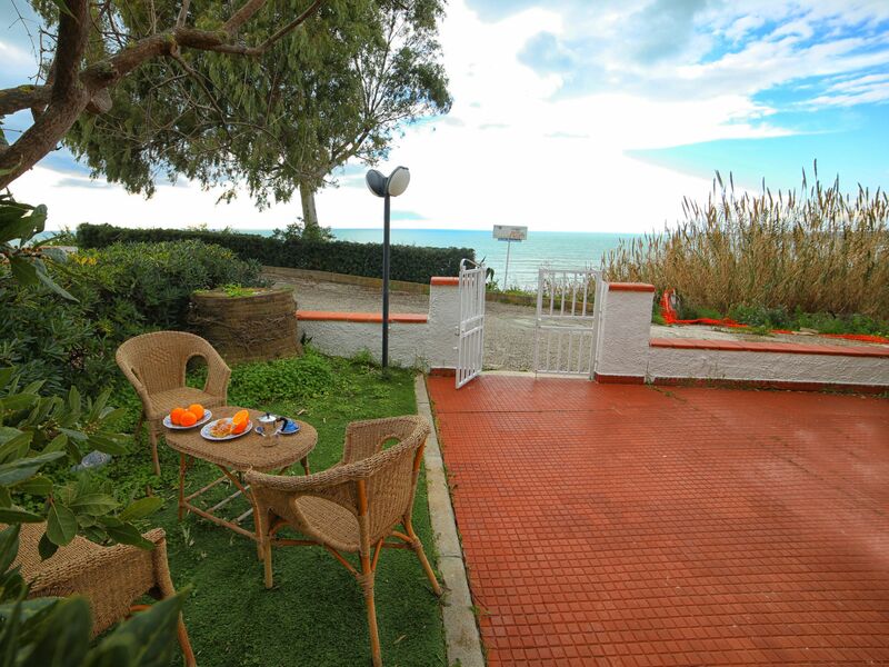 Costa Macauda Suite Apartment