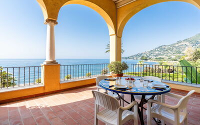 Feriebolig:&nbsp;Loggia sul Mare 638.3