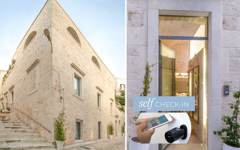 Vico Bianco Raro Rooms: Plante, Bygning, Himmel, Blomsterkrukke, Ejendom, Facade, Landskab, Stueplante, Hus, Lejlighed