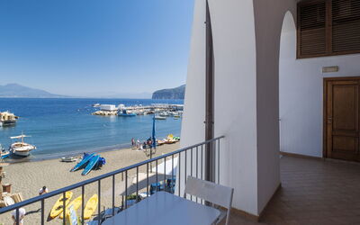 Sorrento Shore - Sorrento, Campanien, Italien