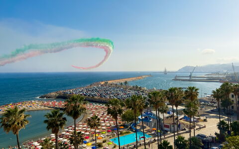 Vista Mare Borgo Peri: Vand, Himmel, Sky, Daytime, Natur, Azure, Træ, Plante, Coastal Og Oceaniske Landskabsformer