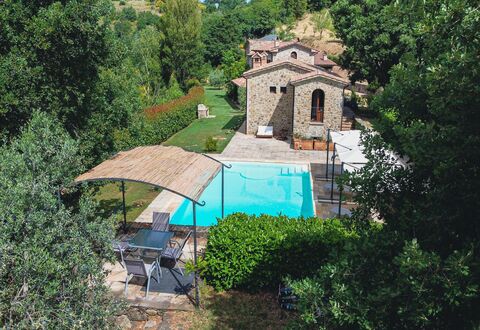 Villa Sant'anna: Plante, Bygning, Træ, Vegetationen, Landskab, Fritid, Urban Design, Vindue, Tag