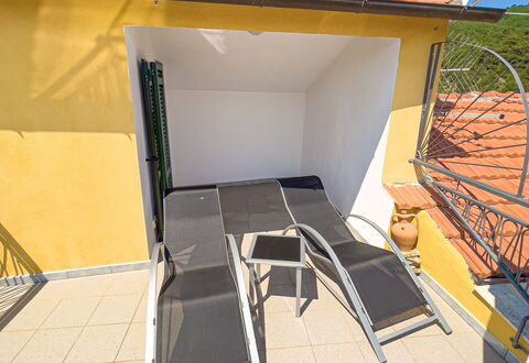 La Casetta Di Emma - Villa Faraldi: Himmel, Ejendom, Skygge, Bygning, Arkitektur, Hus, Materielle Værdier, Vejbelægning, Kompositmateriale, Ejendom