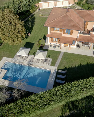 Villino Setteponti: Svømmepøl, Boligområde, Hus, Hjem, Tag, Estate, Udvej, Menneskelig Bosættelse, Lawn, Villa
