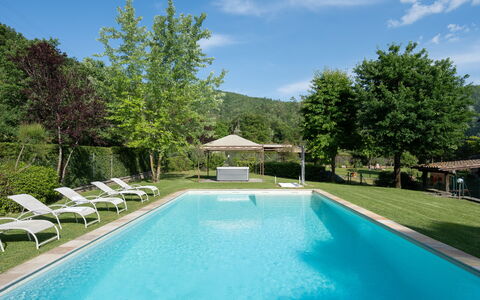 Il Mulino Di Vogognano - Subbiano, Private Pool, J: Vand, Plante, Sky, Himmel, Ejendom, Svømmepøl, Azure, Træ, Skygge, Bygning