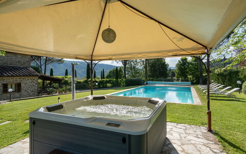 Il Mulino Di Vogognano - Subbiano, Private Pool, J: Plante, Vand, Ejendom, Bygning, Skygge, Vindue, Paraply, Svømmepøl, Udendørs Møbler, Rektangel