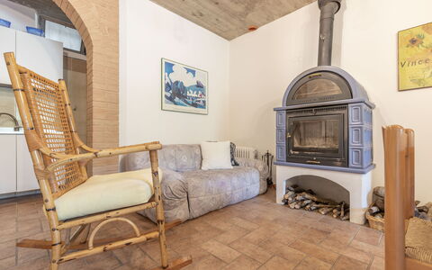 Casa Tramonti: Møbel, Træ, Indretning, Billedramme, Bygning, Gulvbelægning, Etage, Stol, Ejendom, Stue