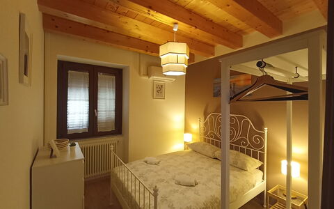 Casa Santa Venera: Ejendom, Bygning, Møbel, Vindue, Komfort, Træ, Indretning, Belysning, Etage, Lampe