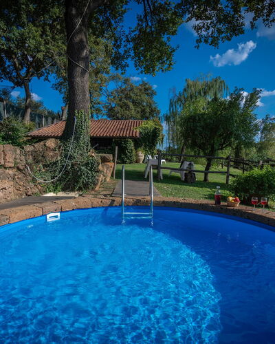Casale Delle Papere, Pool, Romantic Holiday In Nep: Vand, Plante, Ejendom, Himmel, Svømmepøl, Blå, Bygning, Træ, Azure, Botanik