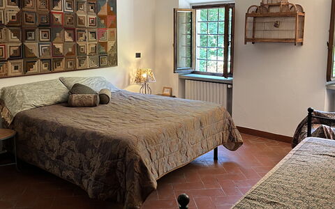 Molin Barletta, Private Pool, Nature - Marliana, T: Møbel, Indretning, Træ, Soveværelse, Gulvbelægning, Seng, Værelse, Etage, Loft, Sengetøj
