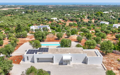 Casa Di Veronica: Himmel, Daytime, Ejendom, Bygning, Plante, Træ, Hus, Land Lot, Arkitektur, Urban Design