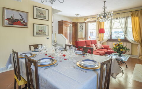 La Bouganville, Forte Dei Marmi, Private Garden, W: Møbel, Indretning, Gulvbelægning, Bord, Loft, Stol, Værelse, Spisestue, Etage, Køkken & Spisebord