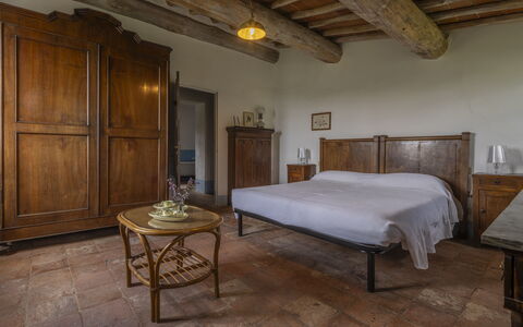 La Casa Dei Limoni, Camaiore, Pet Friendly, Wifi: Møbel, Væg, Træ, Indretning, Gulvbelægning, Soveværelse, Etage, Loft, Værelse, Seng