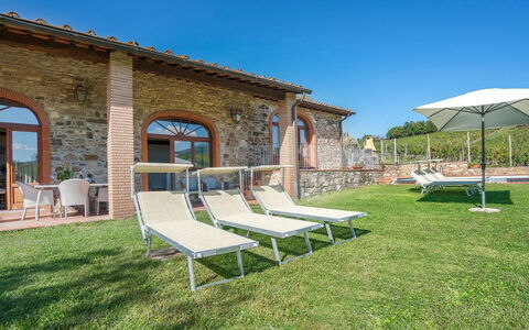 Le Masse - Greve In Chianti, Toscana: Himmel, Plante, Bygning, Skygge, Land Lot, Stol, Udendørs Møbler, Græs, Fritid, Landskab