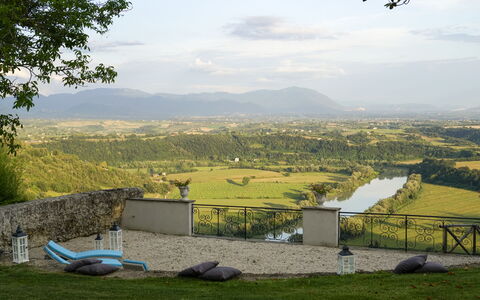 Luxury Villa Con Spa e Panorama a 40 Min Da Roma: Himmel, Sky, Plante, Økoregion, Bjerg, Naturlige Landskab, Land Lot, Træ, Græs, Landdistrikt