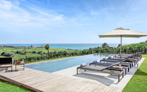 Villa Corallo - Sea Front | By Rocco Forte Villas: Himmel, Sky, Vand, Plante, Udendørs Møbler, Skygge, Træ, Badeby, Fritid, Eco Hotel