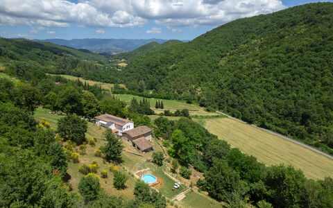 Villa Dei Tigli: Plante, Sky, Himmel, Bjerg, Naturlige Landskab, Træ, Land Lot, Landskab, Almindeligt, Bjergrige Landskabsformer