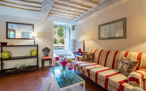 Casa Di Pietro In Vivo D'orcia, Pool: Møbel, Væg, Indretning, Gulvbelægning, Couch, Etage, Hjem, Værelse, Stue, Lejlighed