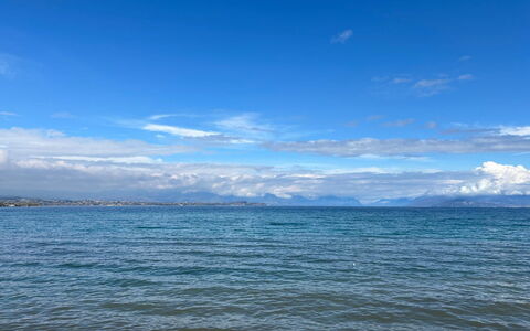 Provenzale Apartment, Garda Lake, Jacuzzi, Fitness: Himmel, Sky, Blå, Vandressourcer, Vand, Horisont, Daytime, Krop Af Vand, Hav