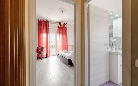 Maison Loreto: Ejendom, Indretning, Træ, Arkitektur, Badeværelse, Etage, Gulvbelægning, Sanitærarmatur, Materielle Værdier