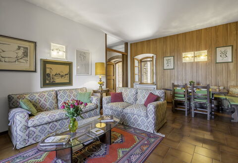 Casa Martina, Piazza Delle Erbe, San Gimignano: Møbel, Indretning, Gulvbelægning, Couch, Etage, Værelse, Loft, Bord, Stue, Belysning