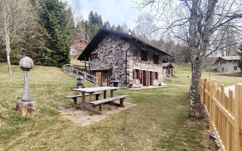 Baita a Pieve Tesino Mountain And Lake: Træ, Hus, Hjem, Sommerhus, Landdistrikt, Landsby, Lærk, Stuehus, Bjælkehytte