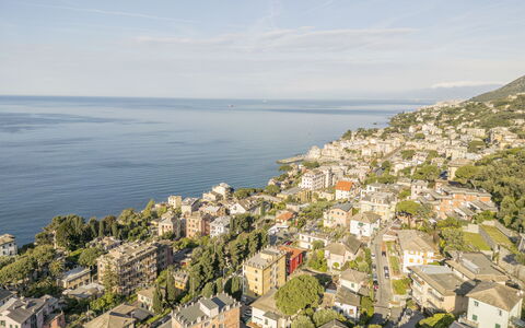 Pieve Ligure Seaside View, Wifi: Krop Af Vand, Boligområde, Bygning, City, Kyst, Coastal Og Oceaniske Landskabsformer, Hav, Kvarter, Fugleperspektiv, Horisont