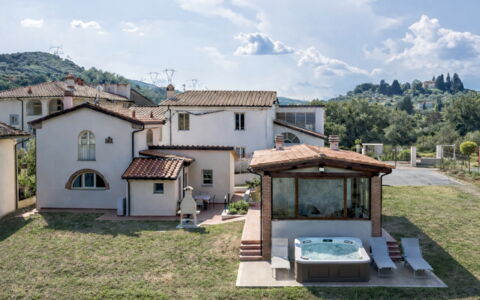 Villacolle 1, Poggio a Caiano, Hot Tub, Wifi, Ac: Hjem, Hus, Estate, Villa, Altan