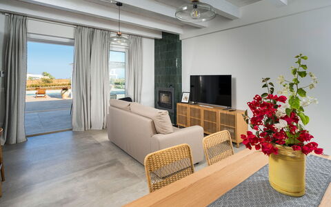 Villa Paolina: Blomst, Ejendom, Møbel, Plante, Bygning, Couch, Komfort, Belysning, Indretning, Stue