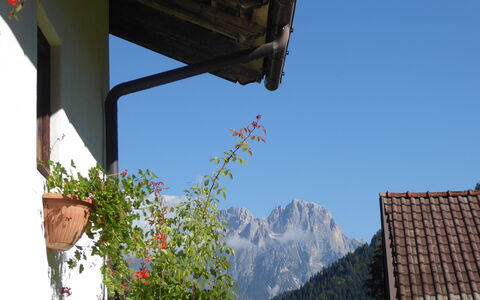 Baita Mountain View Pale San Martino: Bjergkæde, Hill Station, Alps, Sommerhus, Dal, Kam, Bjerglandsby, Altan, Topmøde, Stueplante