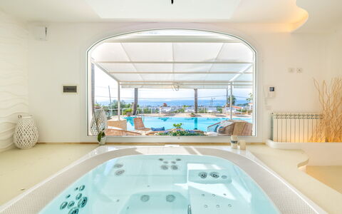 Villa Solemare: Indretning, Møbel, Udvej, Stol, Sanitærarmatur, Hotel, Stueplante, Svømmepøl, Villa, Eco Hotel