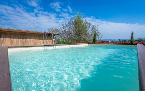 Borgo House In Florentine Hills With Pool: Blå, Svømmepøl, Vand, Kompositmateriale, Udvej, Eco Hotel, Fritid, Skygge, Bejdse, Water Feature