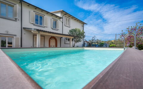 Borgo House In Florentine Hills With Pool: Blå, Svømmepøl, Kompositmateriale, Udvej, Estate, Eco Hotel, Hacienda, Villa, Hotel, Water Feature